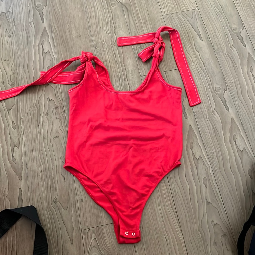 Red tie-shoulder bodysuit